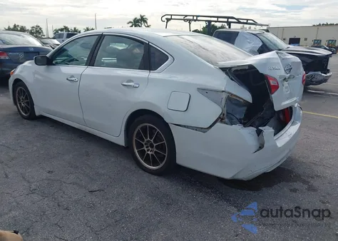 2016 Nissan Altima 2.5 S z USA, uszkodzony, nr VIN 1N4AL3AP6GC199689